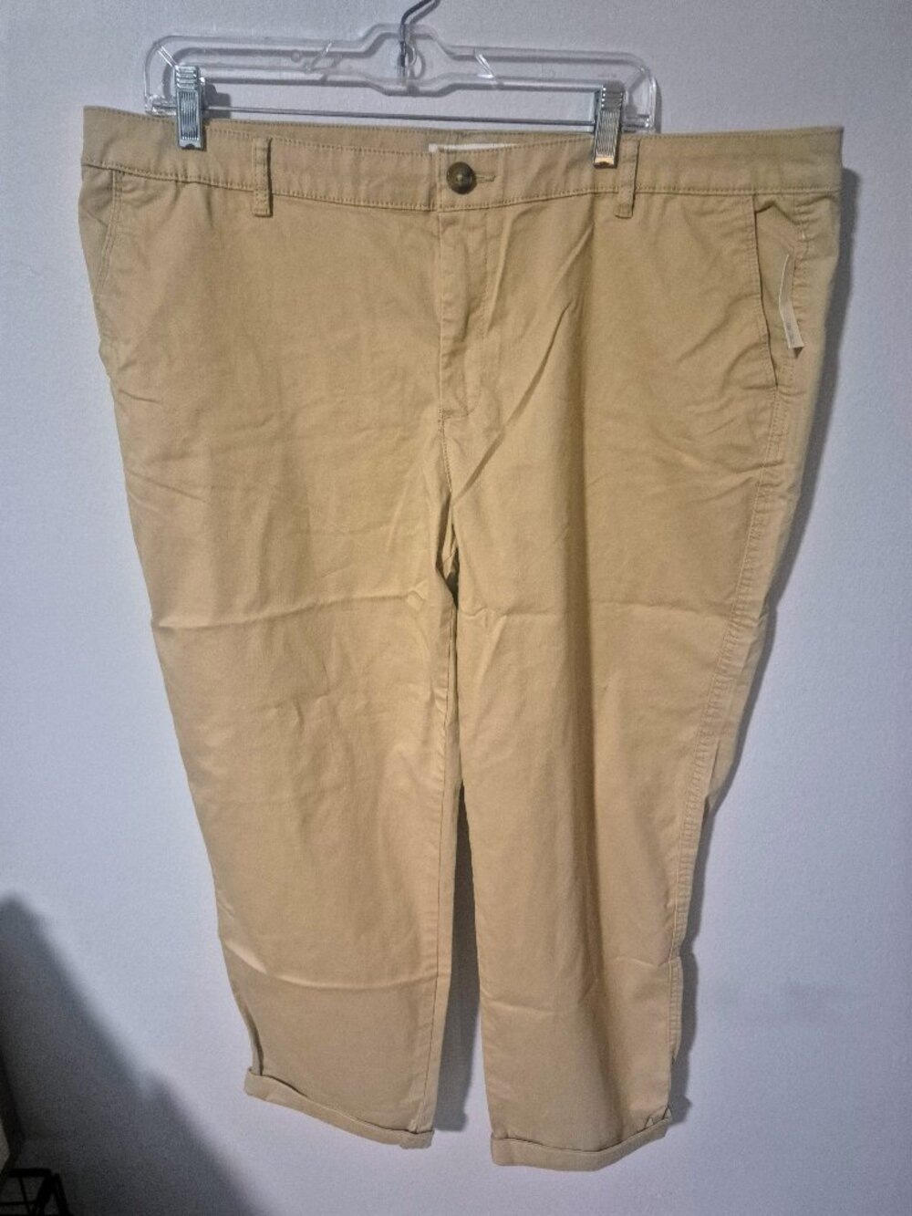 NWT Amazon Essentials Cropped Girlfriend Chino Pants Khaki Size 20